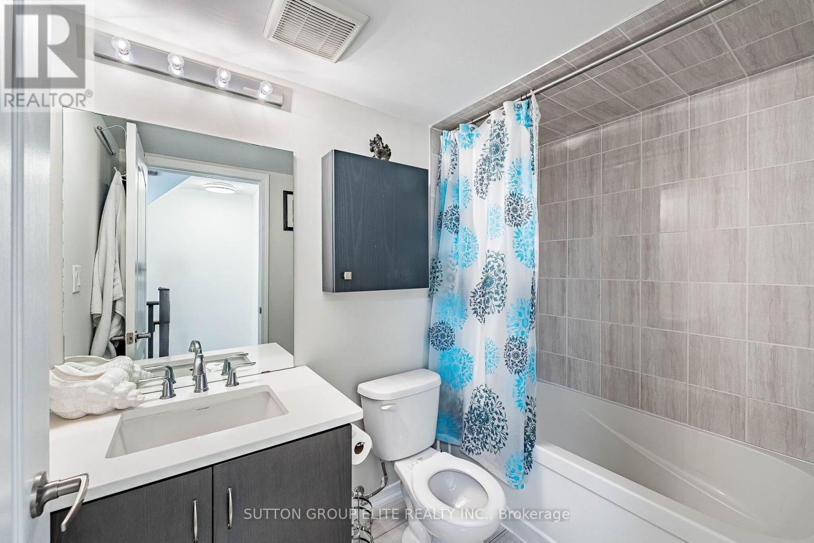 245 - 19 Applewood Lane, Toronto, Ontario  M9C 0C1 - Photo 27 - W13875518