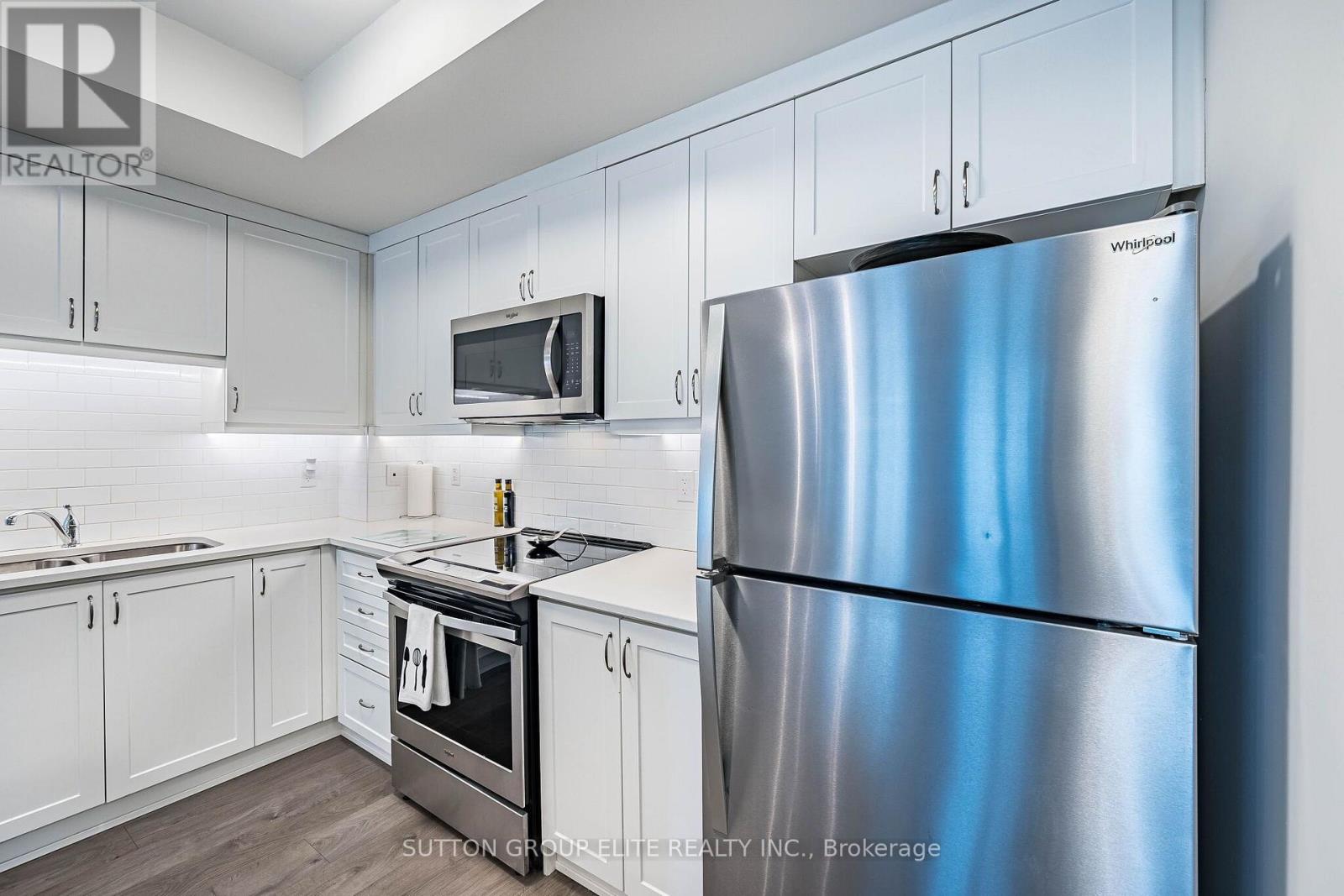 245 - 19 Applewood Lane, Toronto, Ontario  M9C 0C1 - Photo 6 - W13875518