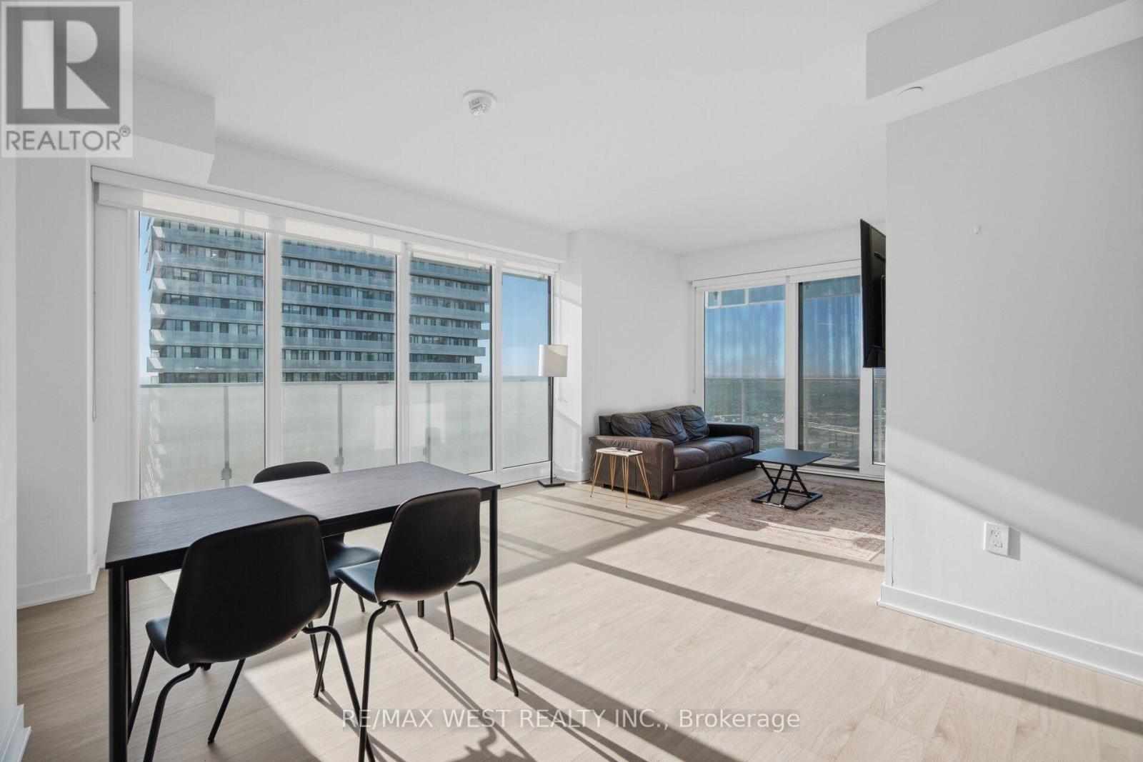 5104 - 3900 Confederation Parkway, Mississauga, Ontario  L5B 0M3 - Photo 15 - W13875634
