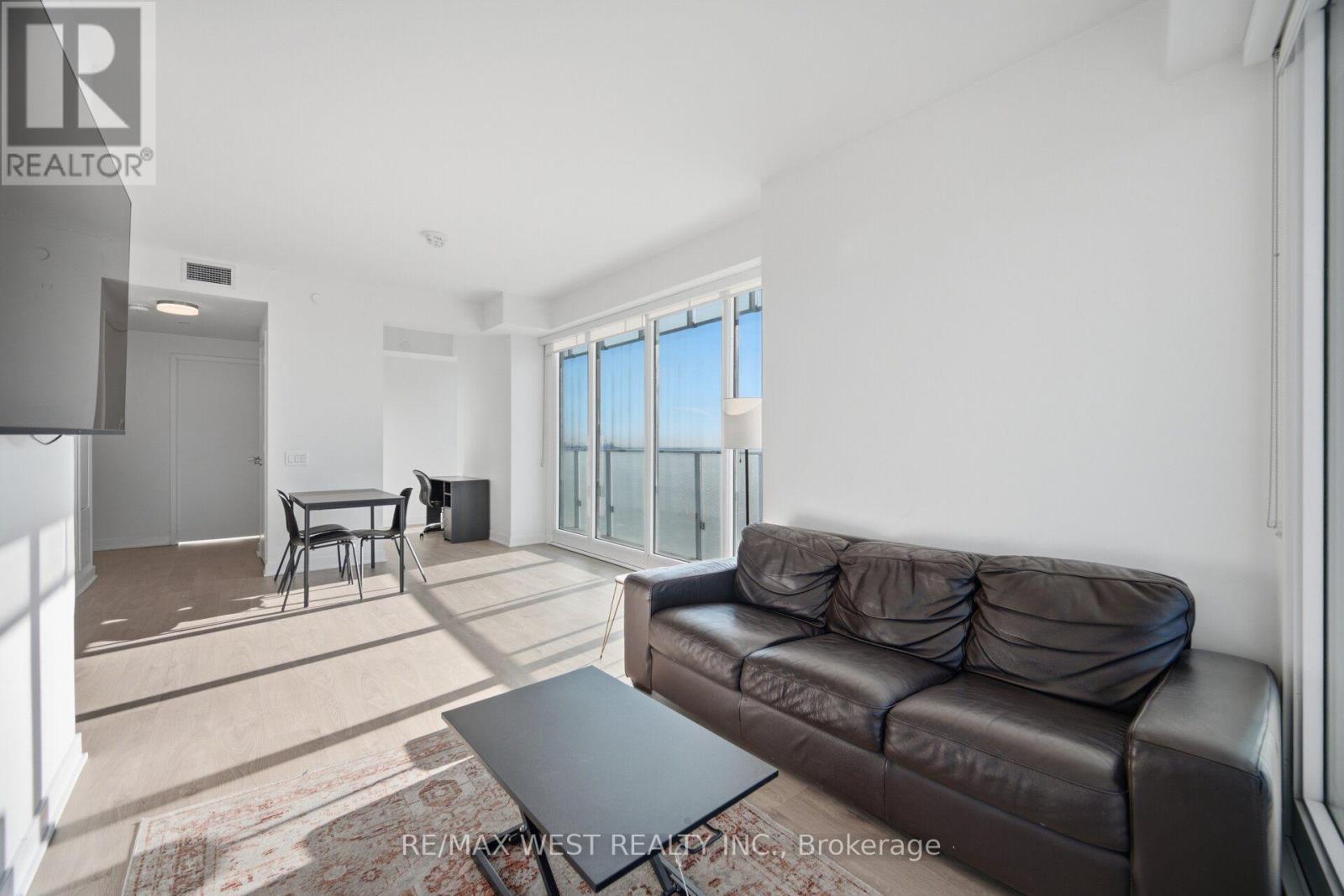 5104 - 3900 Confederation Parkway, Mississauga, Ontario  L5B 0M3 - Photo 18 - W13875634
