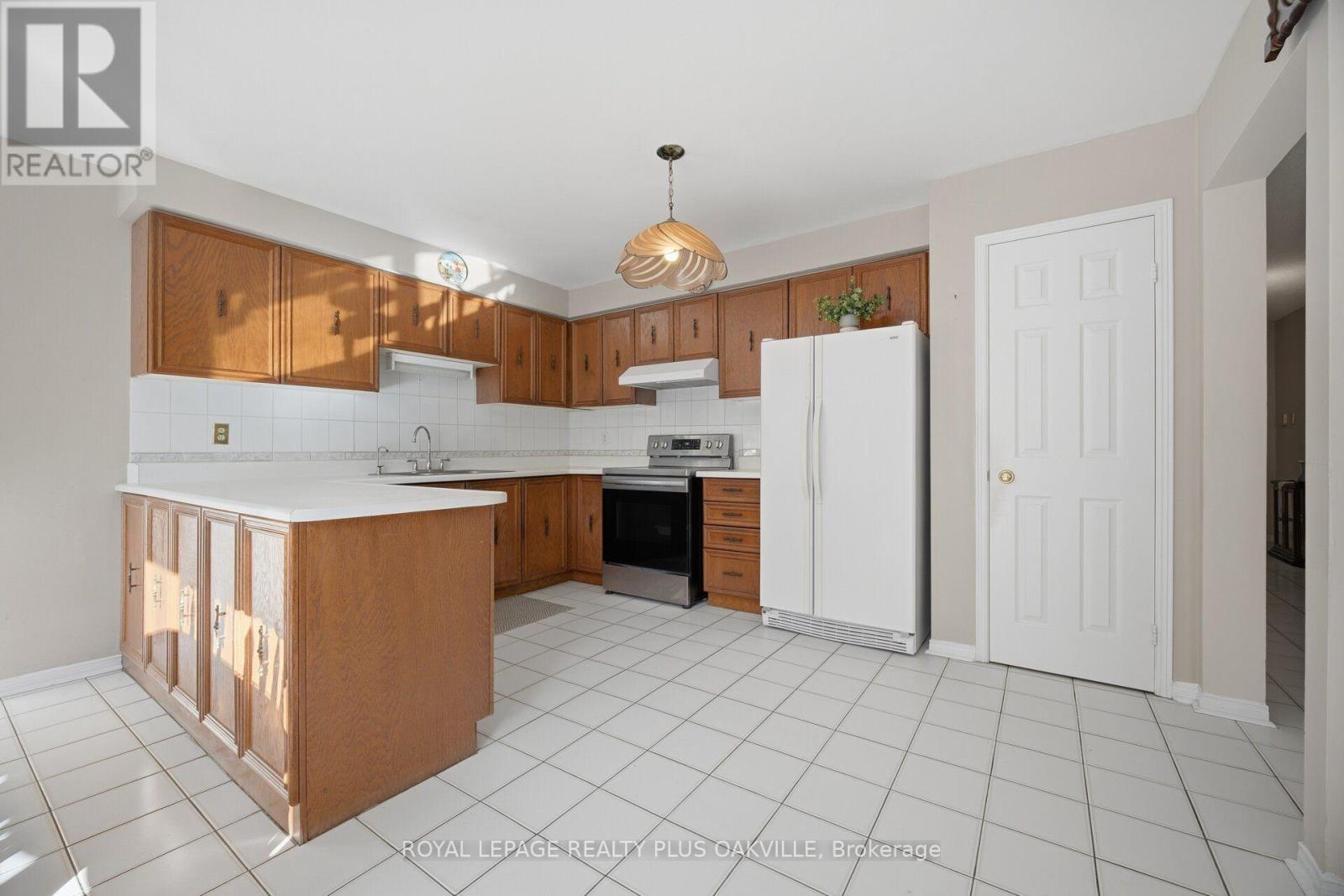 341 Nahani Way, Mississauga, Ontario  L4Z 3B5 - Photo 16 - W13875658