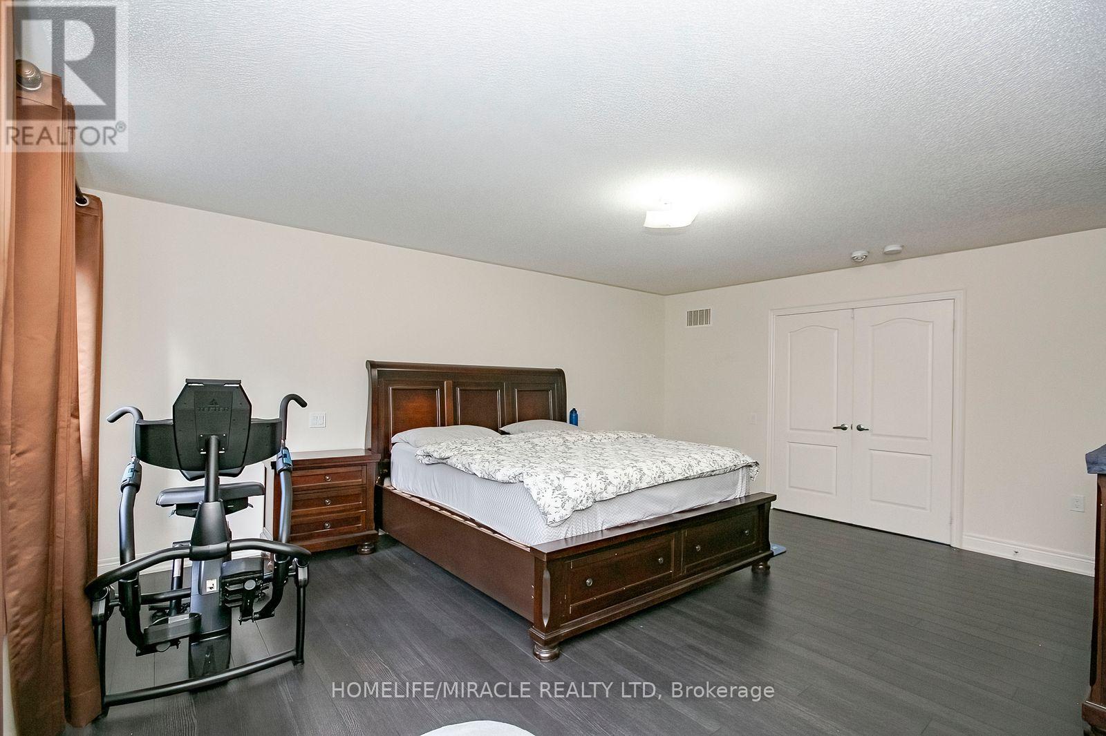 30 Brookwater Crescent, Caledon, Ontario  L7C 4A4 - Photo 15 - W13875746