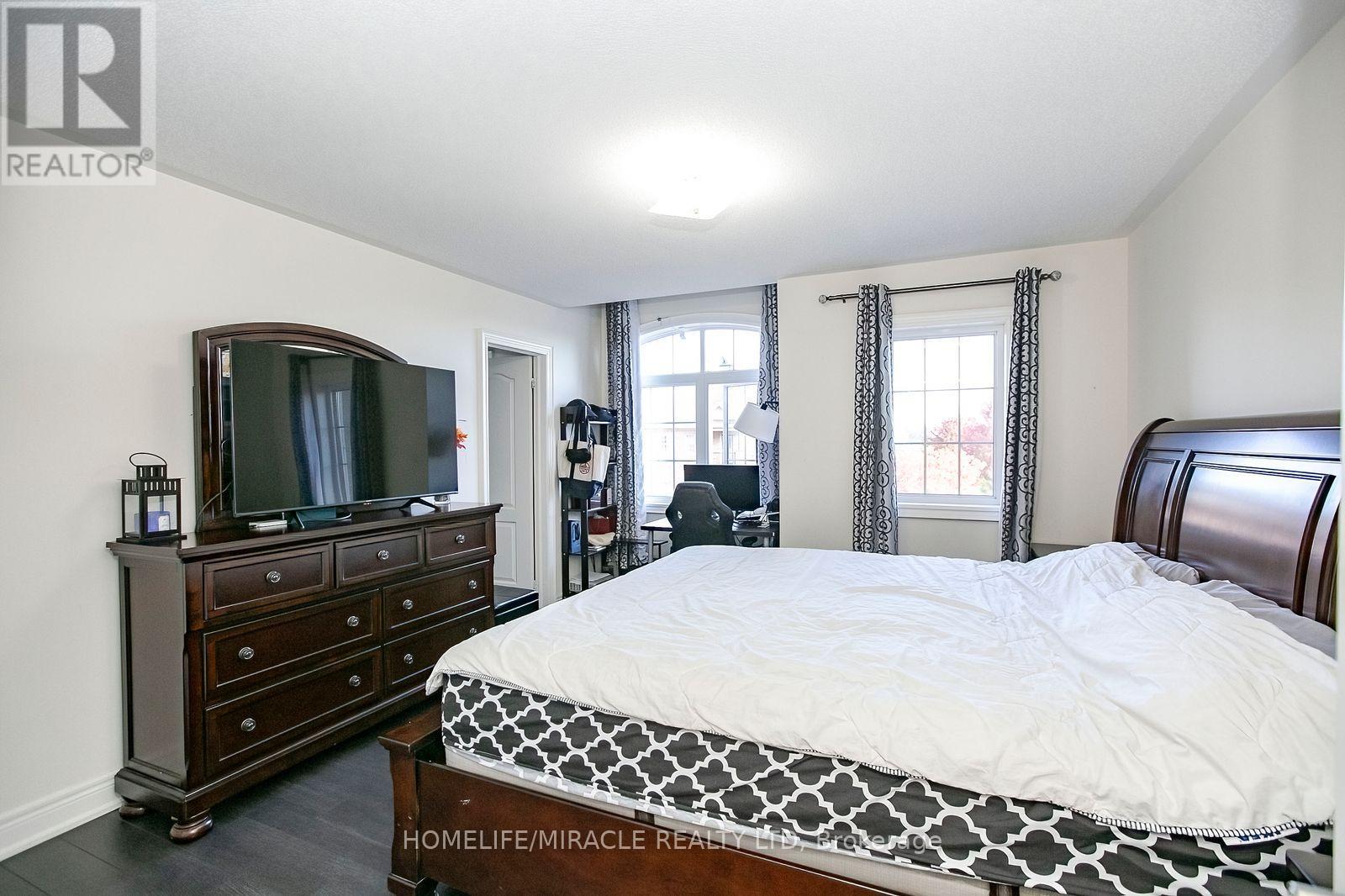 30 Brookwater Crescent, Caledon, Ontario  L7C 4A4 - Photo 16 - W13875746