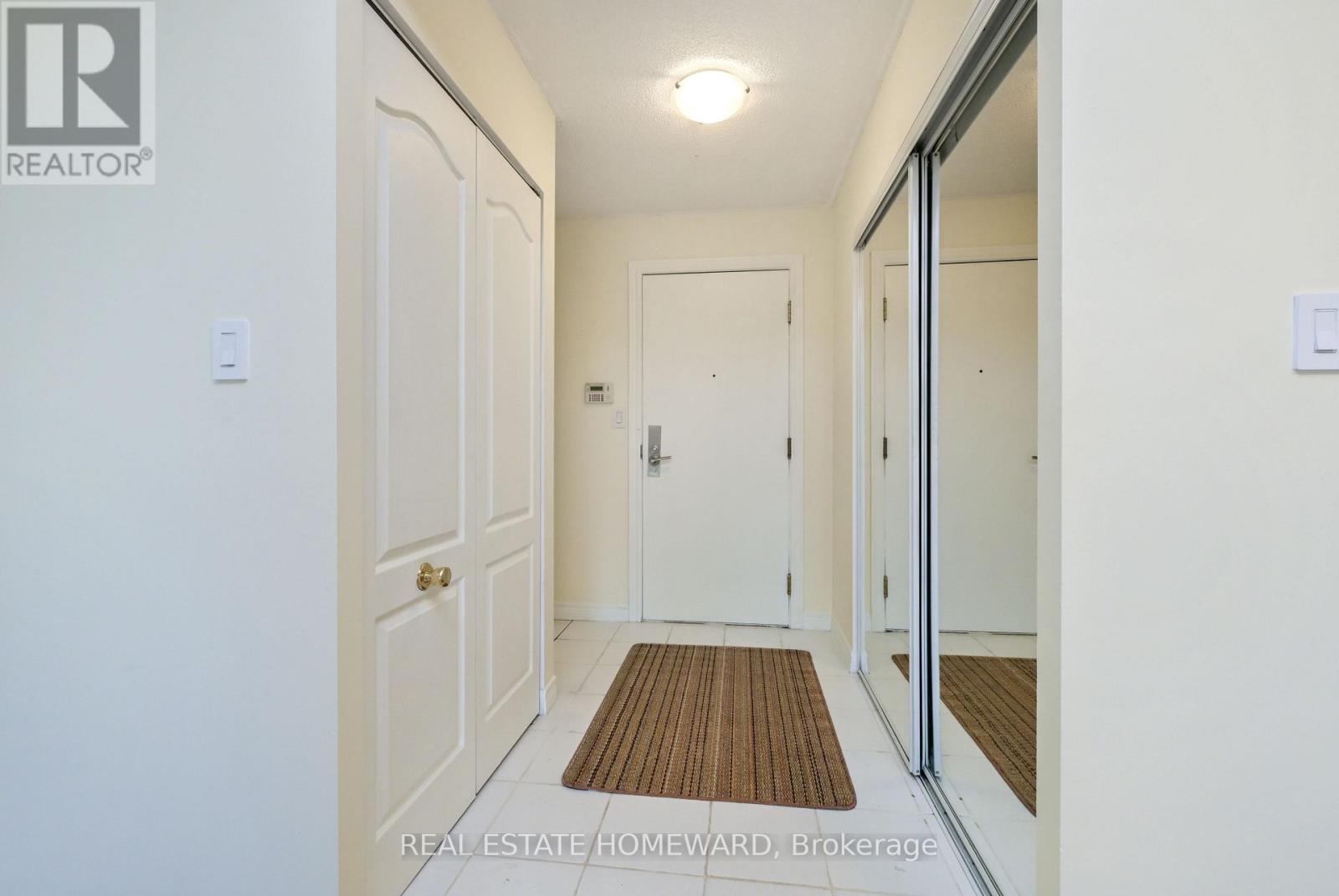 916 - 88 Grandview Way, Toronto, Ontario  M2N 6V6 - Photo 7 - C13831608