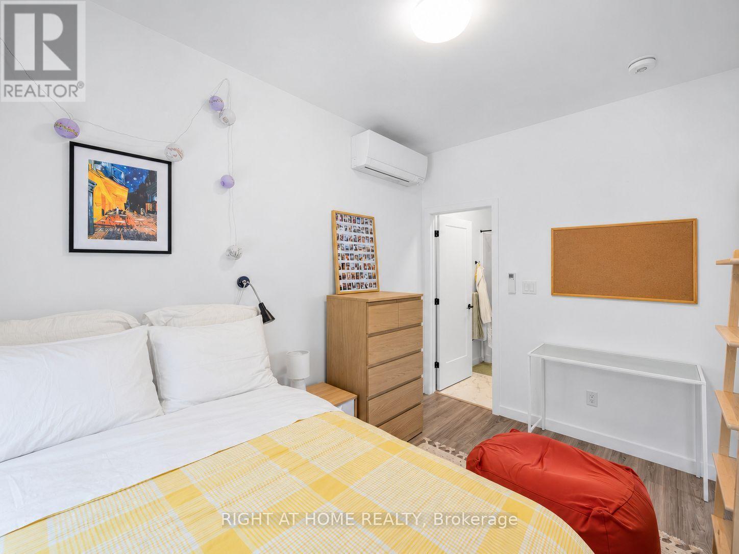 9 - 148 Glenlake Avenue, Toronto, Ontario  M6P 1E7 - Photo 17 - W13868414