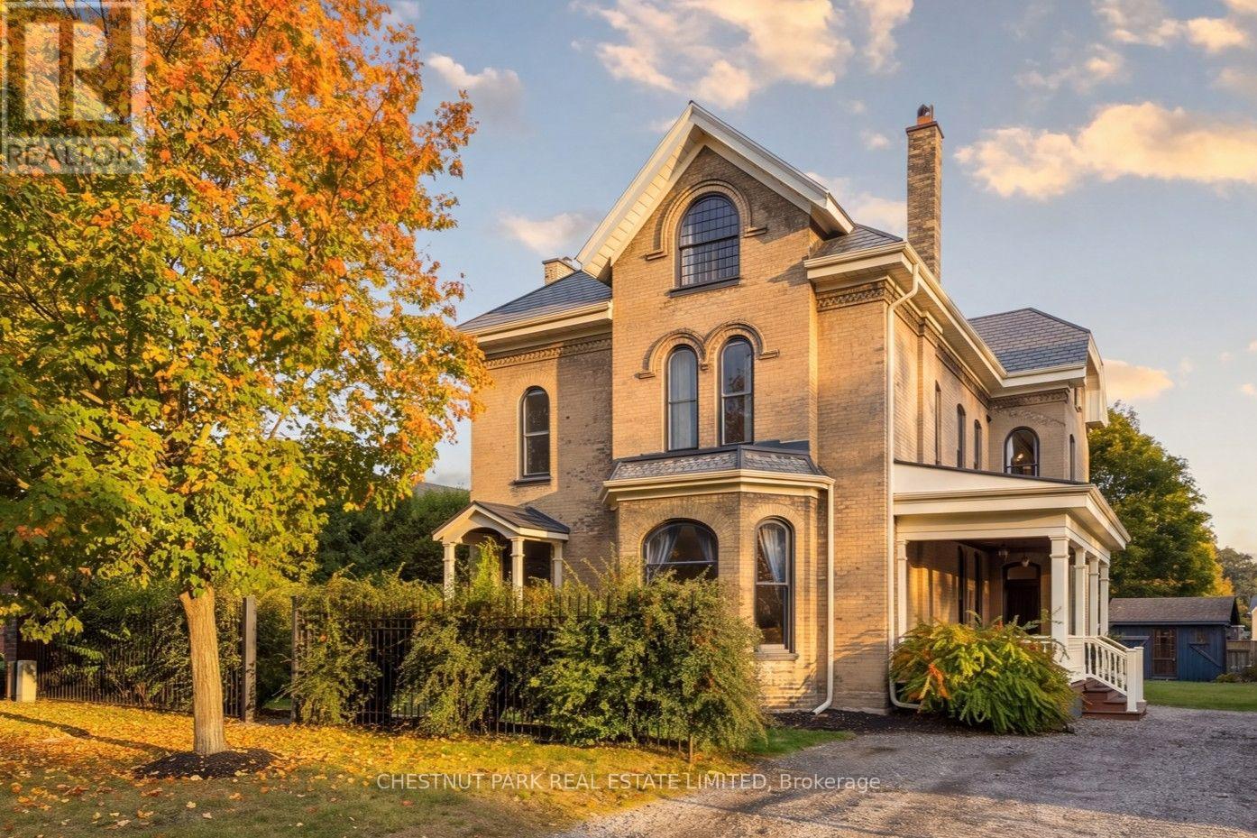 18 Hawarden Avenue, Brantford, Ontario  N3T 4H3 - Photo 1 - X13875740