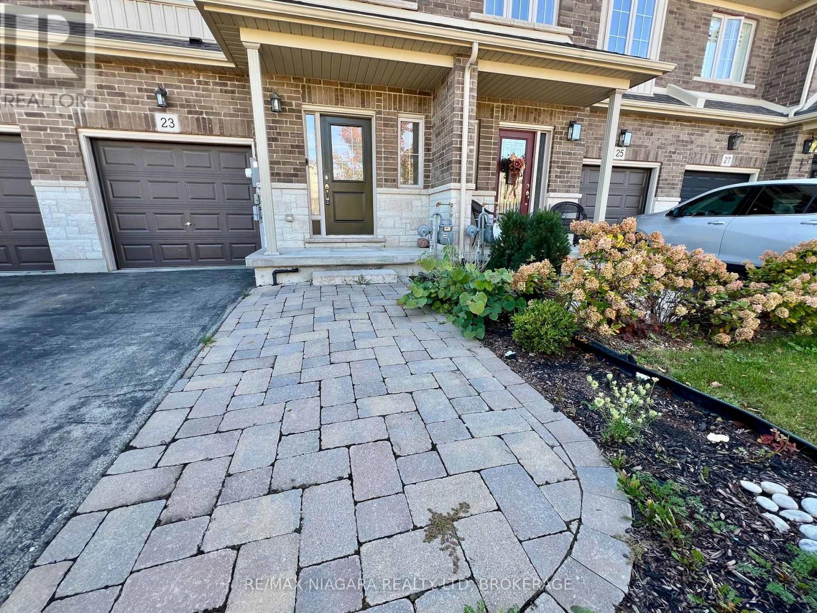 23 Fairgrounds Drive, Hamilton, Ontario  L0R 1C0 - Photo 3 - X13872248