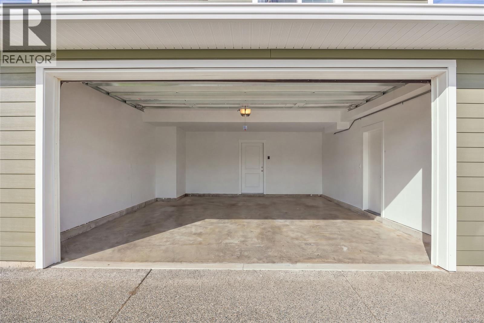 3372 Marygrove Dr