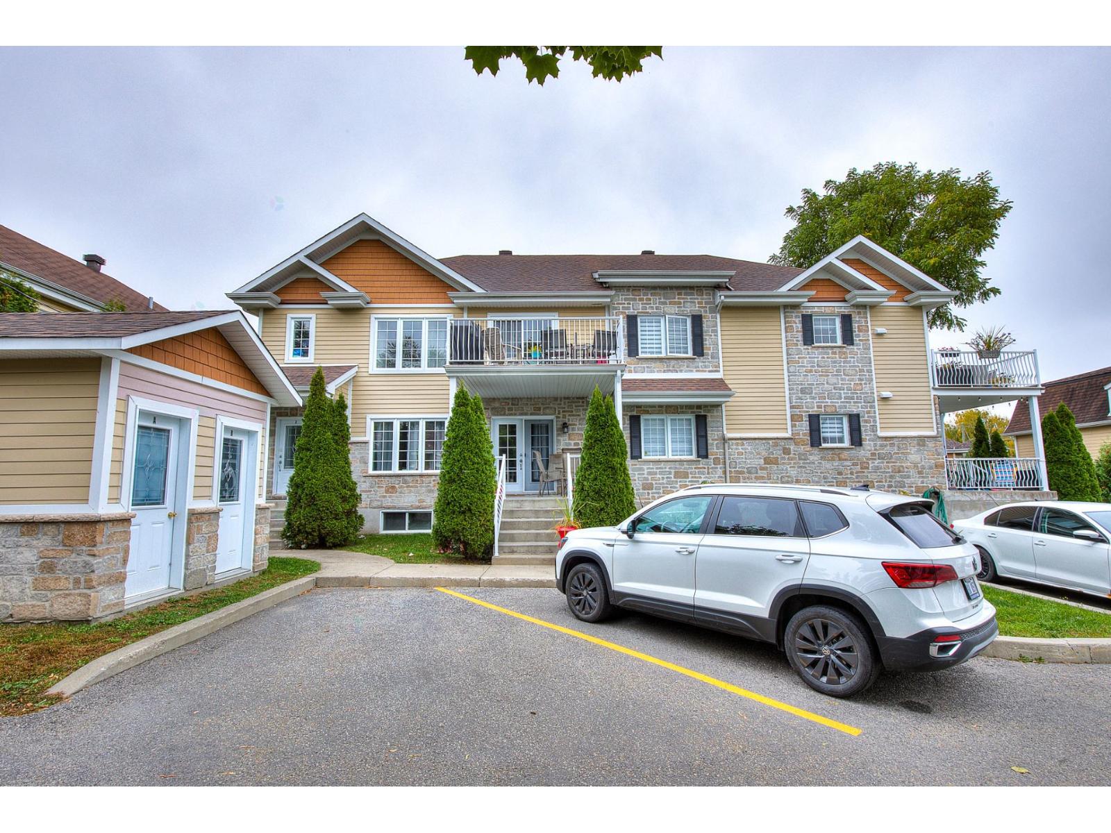 934 Ch. du Fleuve|#2 Les Cèdres Quebec Canada J7T1B3 2