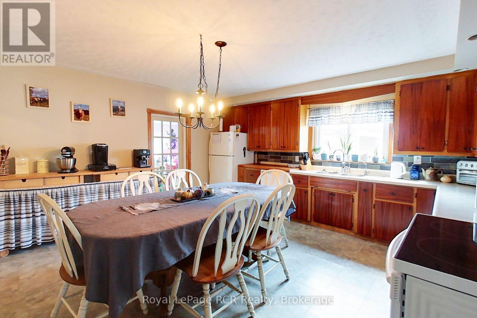 11 Gordon Street E, South Bruce, Ontario  N0G 2S0 - Photo 12 - X13869572