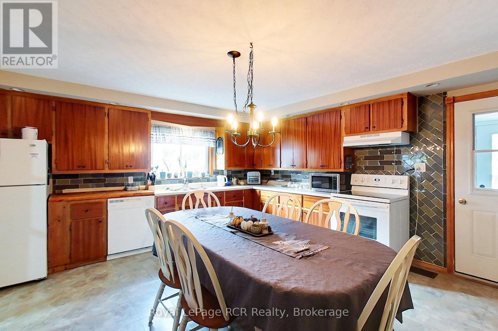 11 Gordon Street E, South Bruce, Ontario  N0G 2S0 - Photo 11 - X13869572