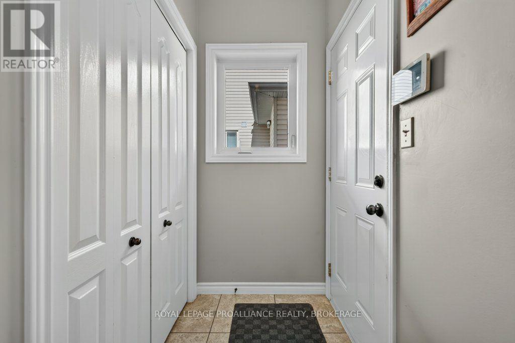 116 Jordyn's Court, Loyalist, Ontario  K7N 0A7 - Photo 19 - X13875890