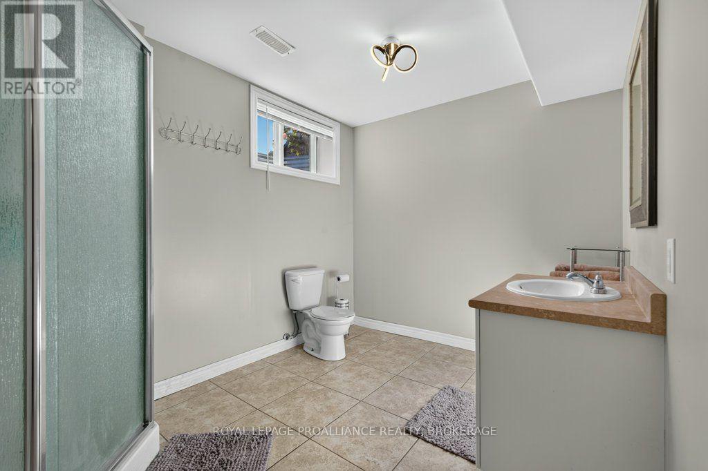 116 Jordyn's Court, Loyalist, Ontario  K7N 0A7 - Photo 37 - X13875890