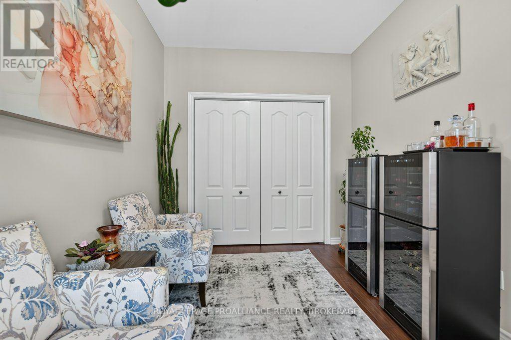 116 Jordyn's Court, Loyalist, Ontario K7N 0A7 - Photo 6 - X13875890