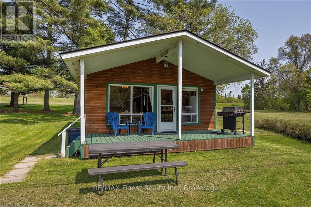 135 Thousand Islands Parkway, Front Of Leeds & Seeleys Bay, Ontario  K7G 2V4 - Photo 28 - X13875898