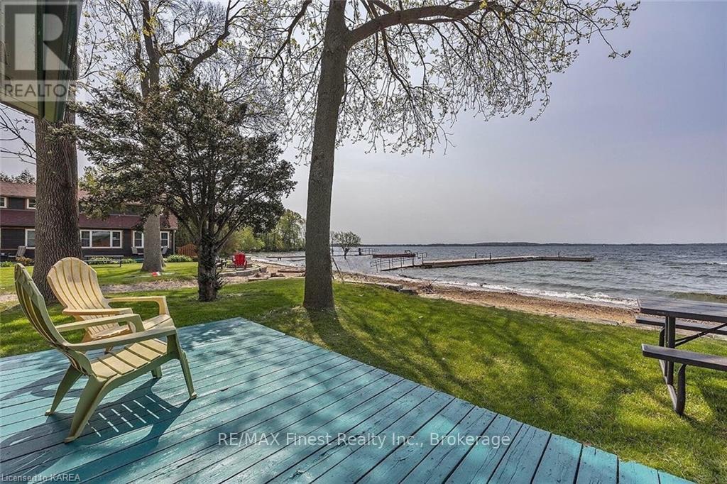 135 Thousand Islands Parkway, Front Of Leeds & Seeleys Bay, Ontario  K7G 2V4 - Photo 39 - X13875898