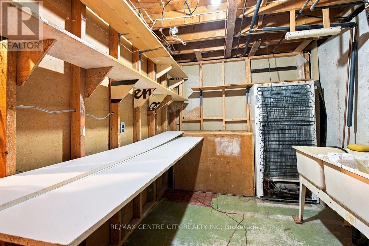 4564 East Road E, Central Elgin, Ontario  N5L 1A7 - Photo 38 - X13875846