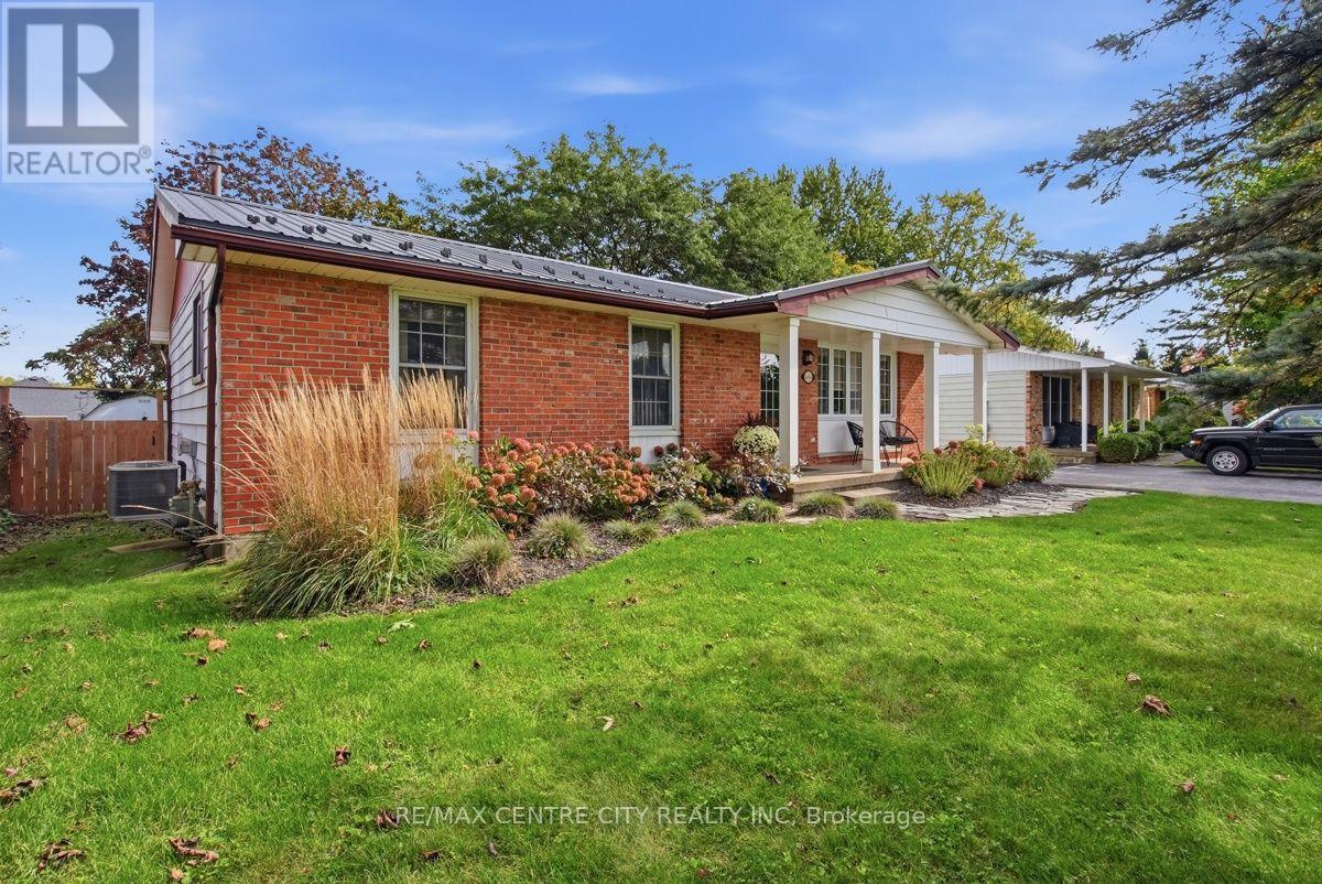 4564 East Road E, Central Elgin, Ontario  N5L 1A7 - Photo 4 - X13875846