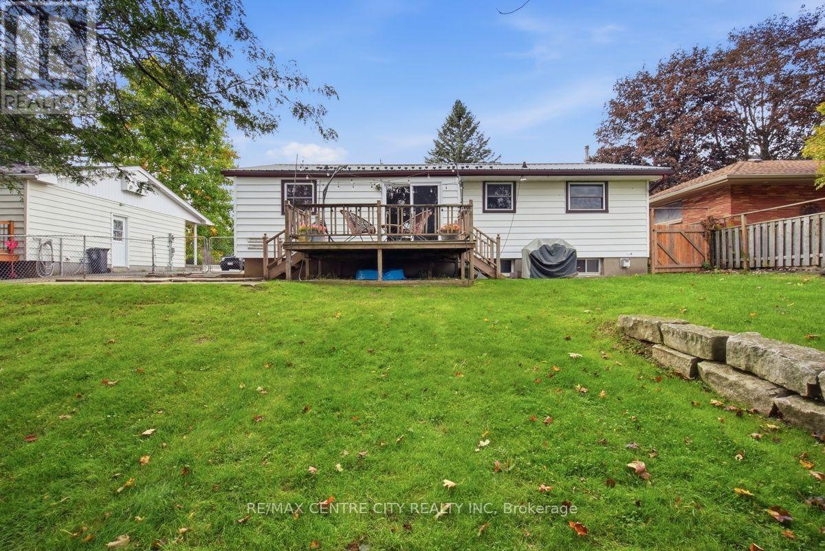 4564 East Road E, Central Elgin, Ontario  N5L 1A7 - Photo 49 - X13875846
