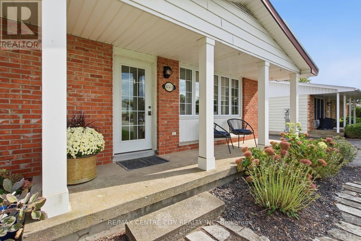 4564 East Road E, Central Elgin, Ontario  N5L 1A7 - Photo 6 - X13875846
