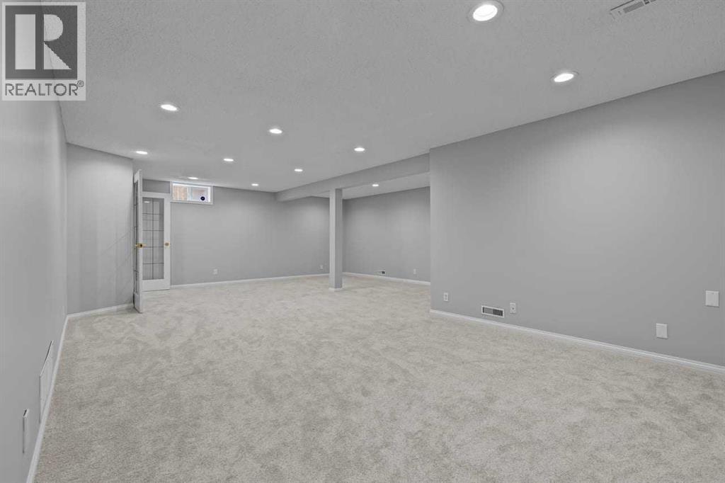 232 Lake Wapta Rise SE, Calgary, Alberta  T2J 2M9 - Photo 16 - A2348897