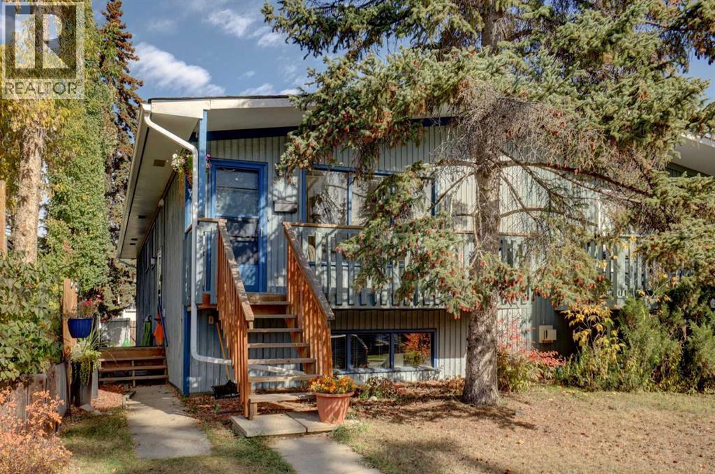 8636 47 Avenue Nw, Calgary, Alberta  T3B 2A2 - Photo 1 - A2350814