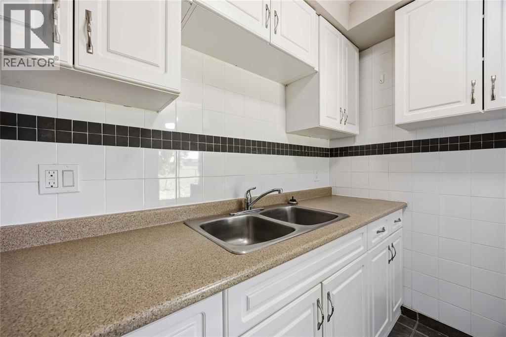 348 Cameron Street Unit# 105, St Clair, Ontario  N0N 1G0 - Photo 9 - 26024485
