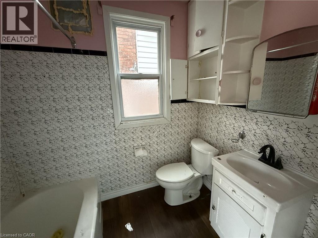 169 Huron Street, Sault Ste. Marie, Ontario  P6A 1R2 - Photo 10 - 40869823