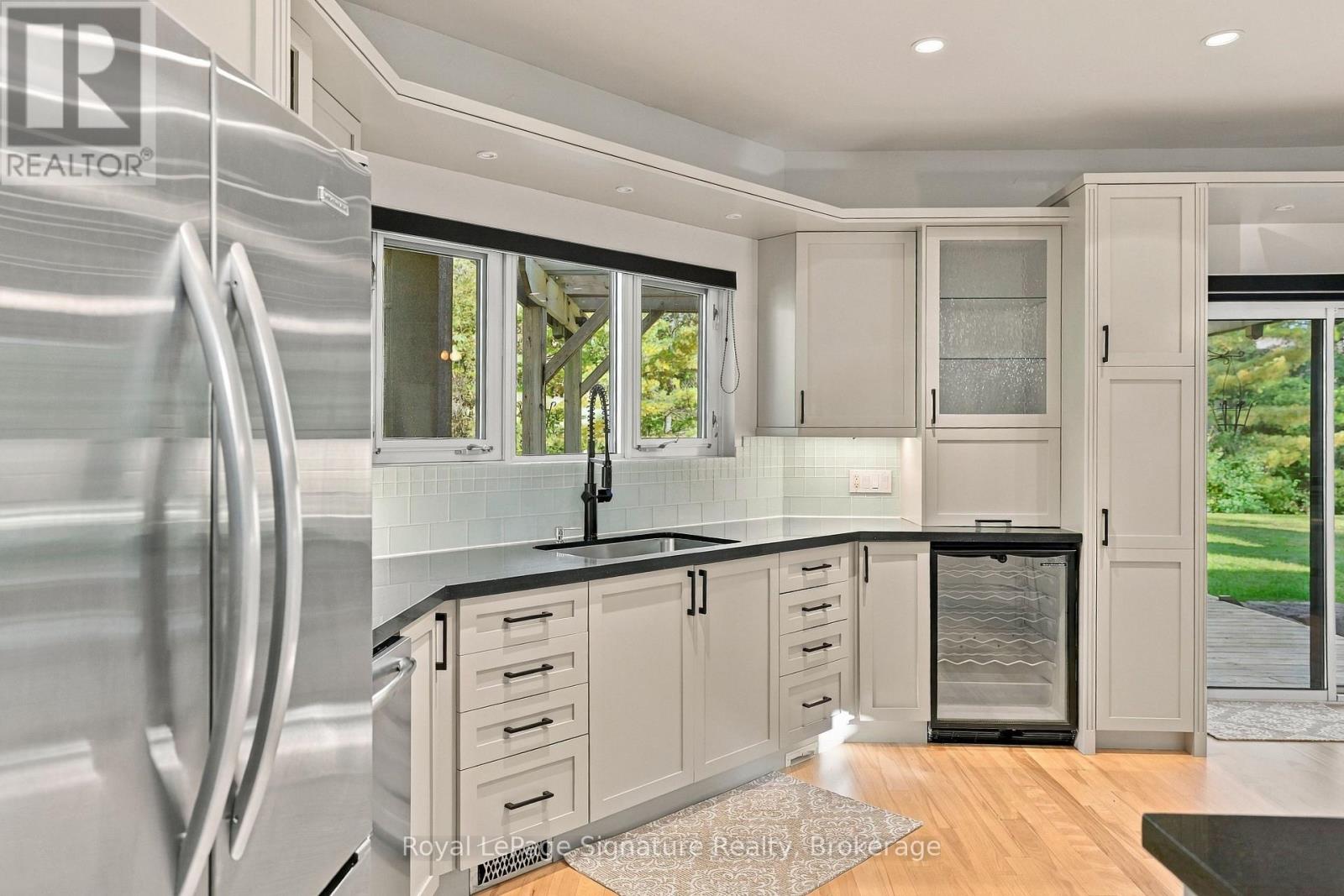21 Trails End, Collingwood, Ontario L9Y 5B1 - Photo 15 - S13875828
