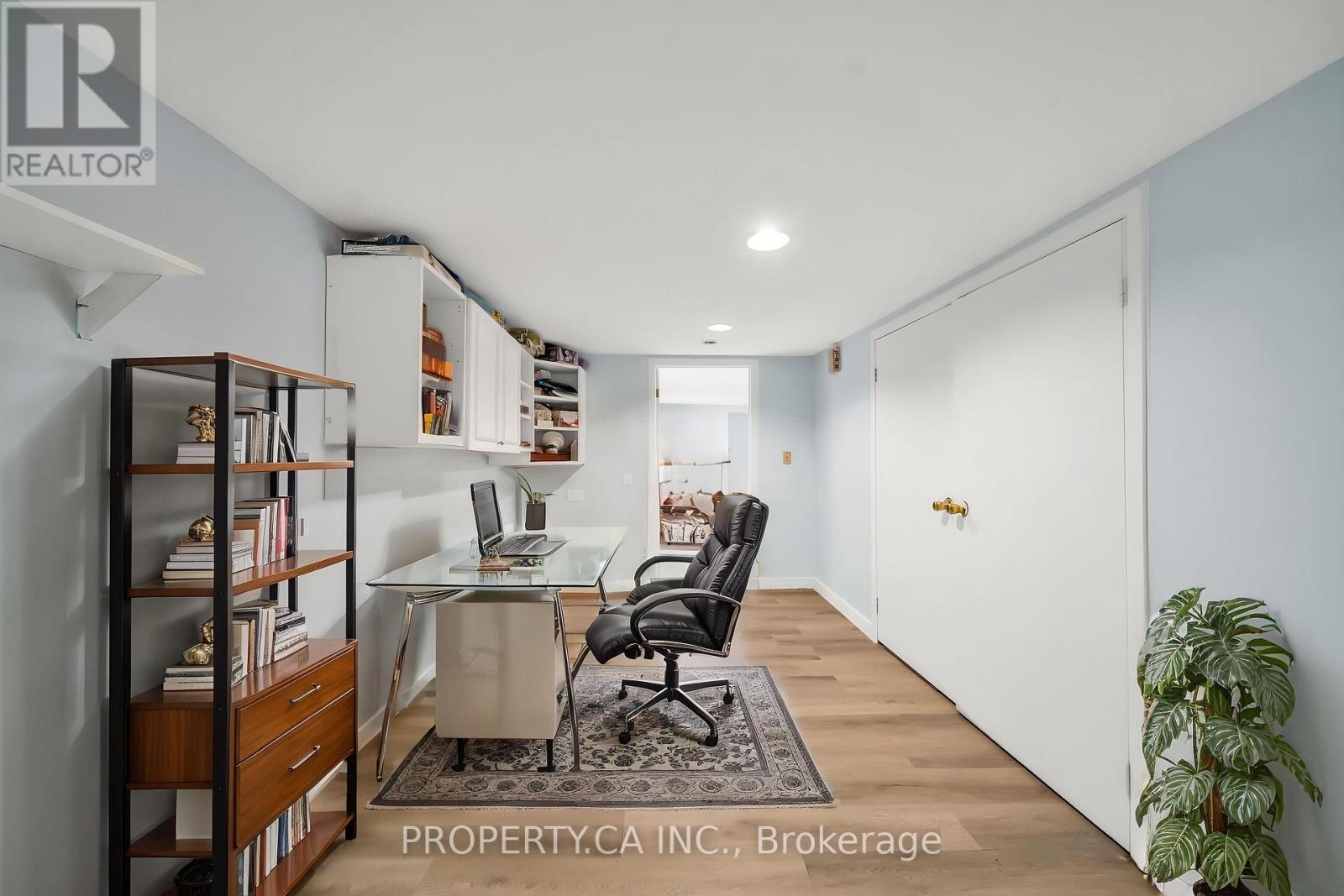 285 Robina Avenue, Toronto (Oakwood Village), Ontario  M6C 3Y9 - Photo 25 - C13875810
