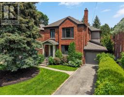 35 BELGRAVE AVENUE, Toronto, Ontario