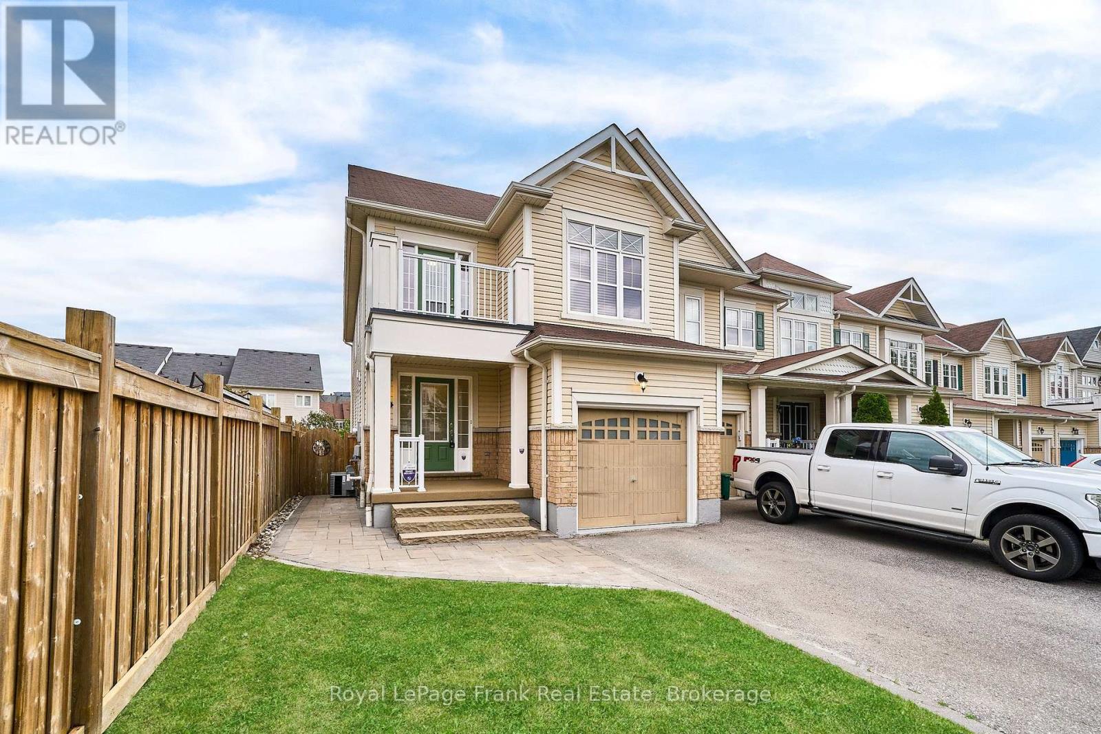 23 Southshore Street, Whitby, Ontario  L1N 0H5 - Photo 2 - E13875912