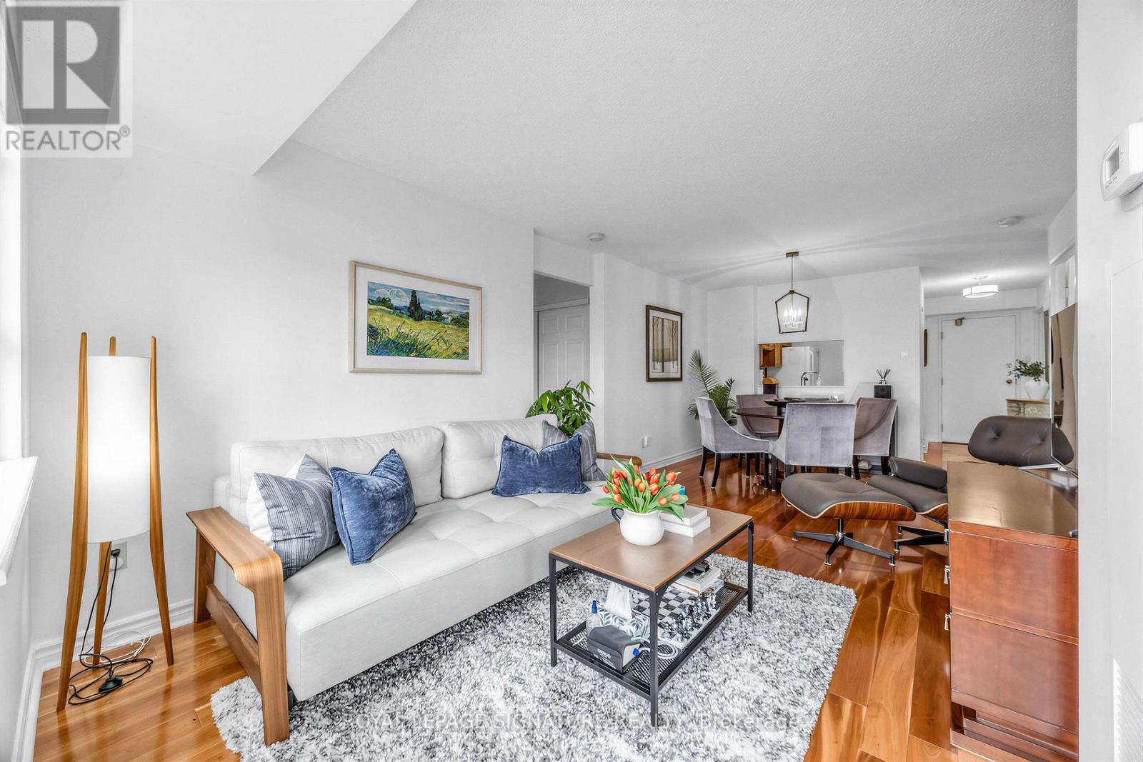 1006 - 4 Park Vista, Toronto, Ontario  M4B 3M8 - Photo 8 - E13875870