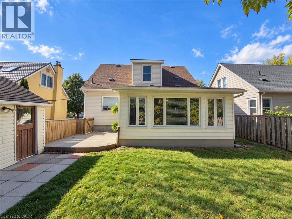 5 Athens Street, Hamilton, Ontario  L9C 3K8 - Photo 4 - 40865769