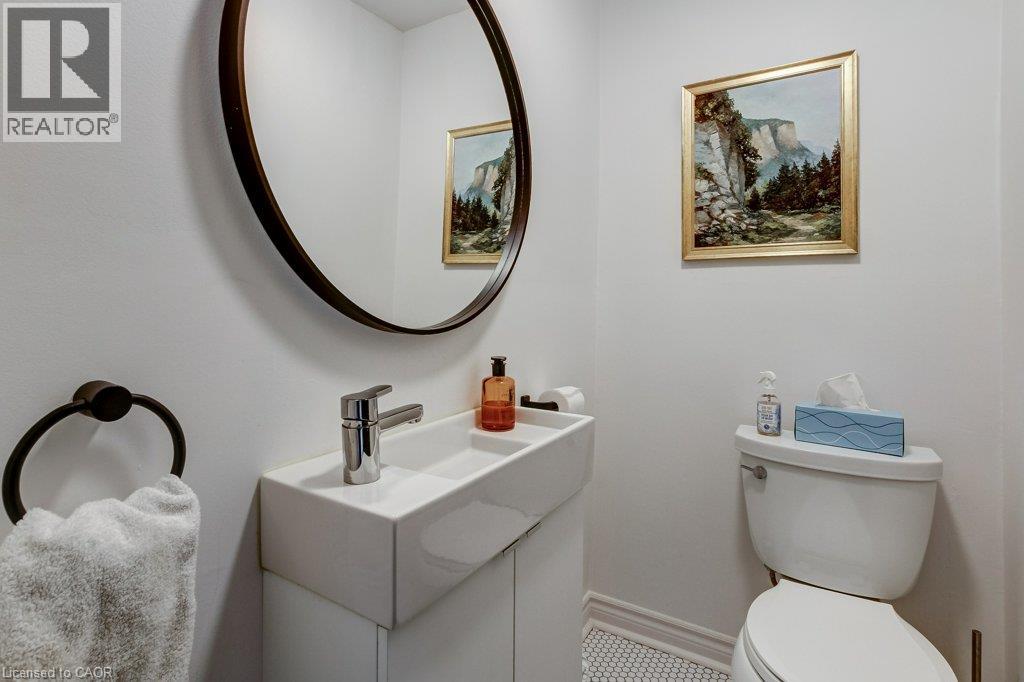 43 Rosslyn Avenue S, Hamilton, Ontario  L8M 3J1 - Photo 21 - 40869942