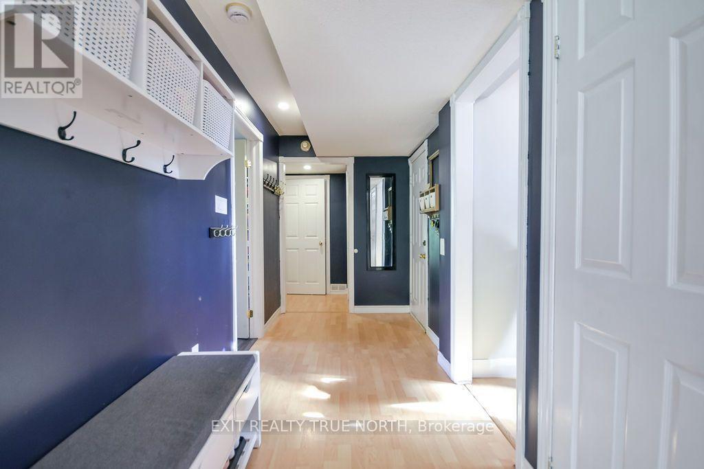 35 Marlow Circle, Springwater (Hillsdale), Ontario  L0L 1V0 - Photo 27 - S13875788