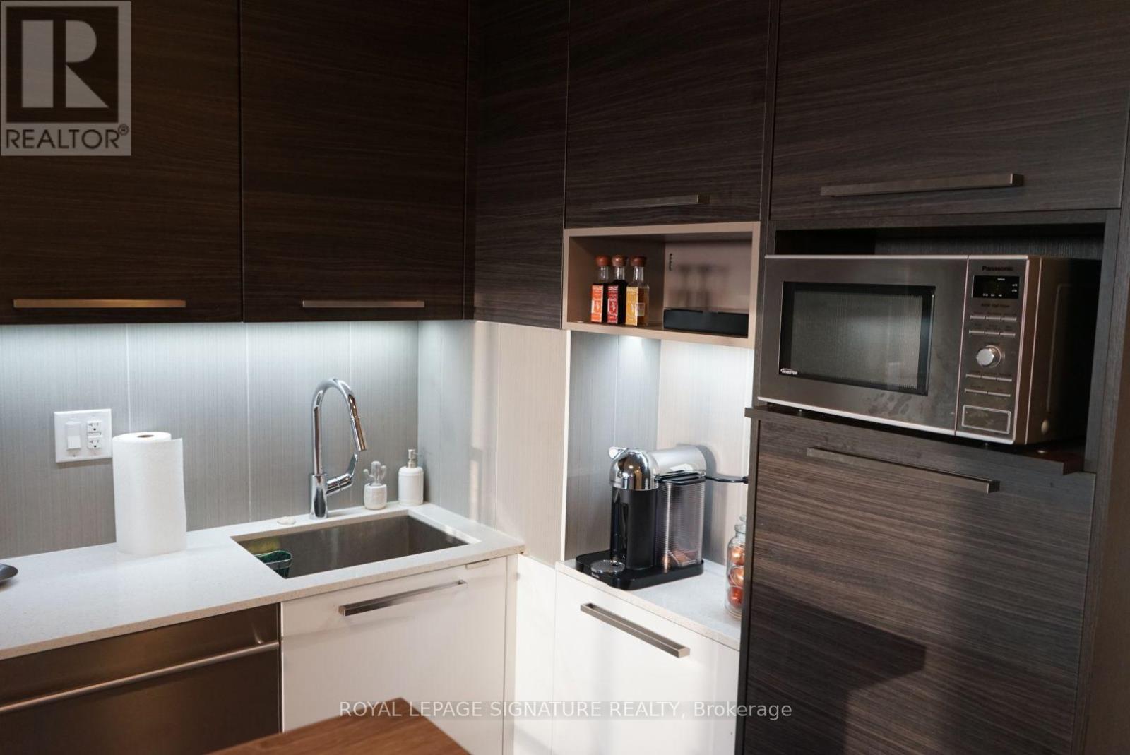 1104 - 36 Park Lawn Road, Toronto, Ontario  M8V 0E5 - Photo 7 - W13875836