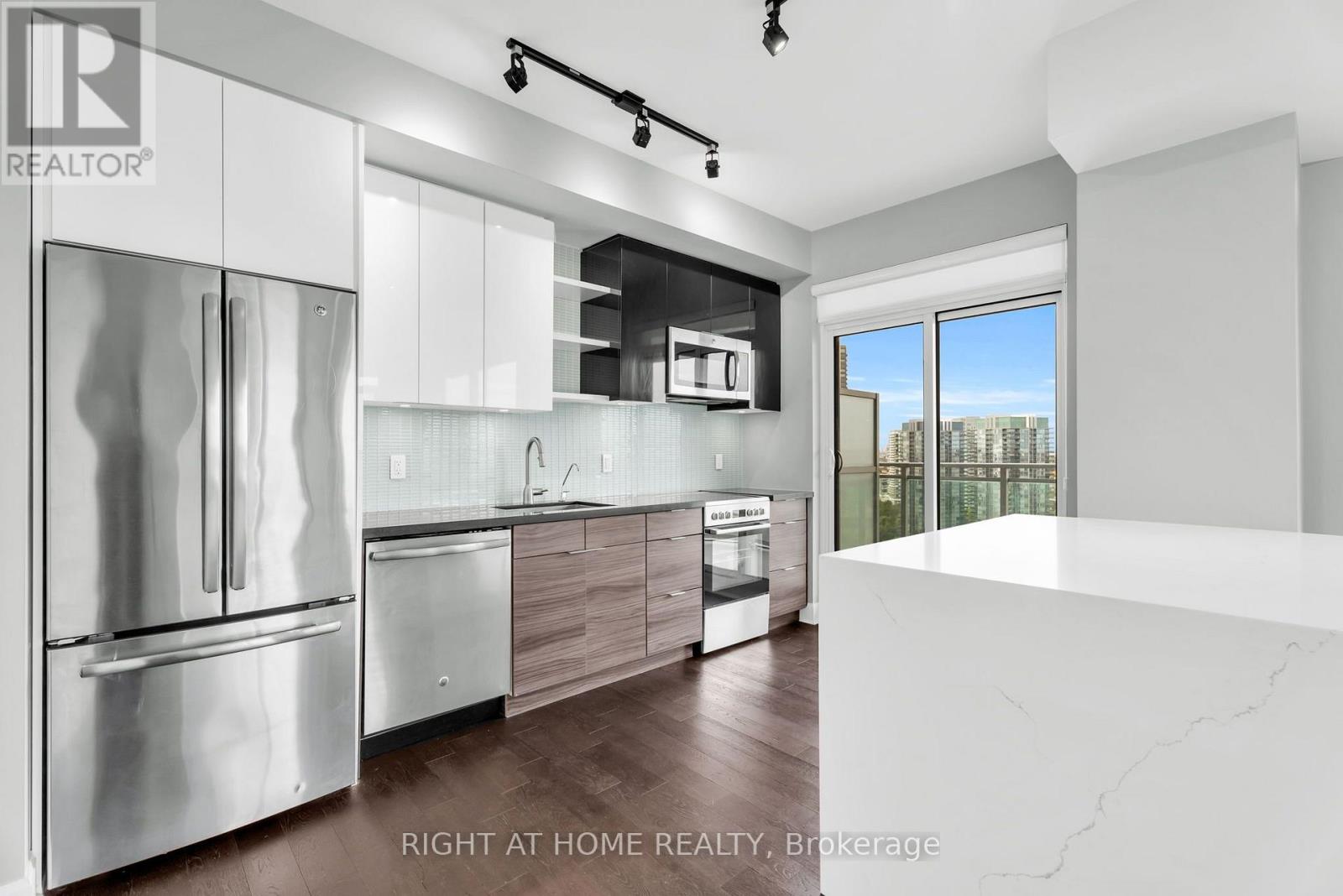 2304 - 33 Shore Breeze Drive, Toronto, Ontario  M8V 0G1 - Photo 7 - W13875918