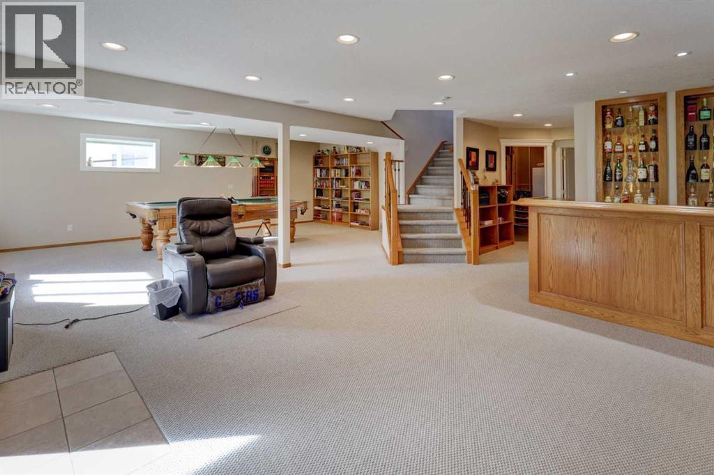 45 Panorama Hills Manor NW