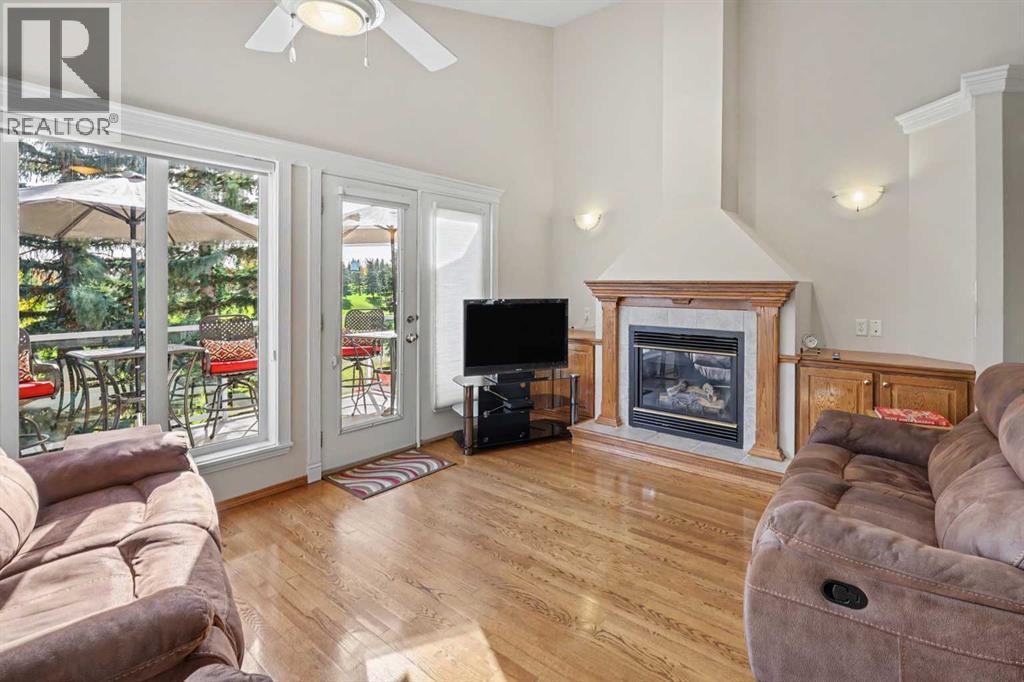 45 Panorama Hills Manor NW