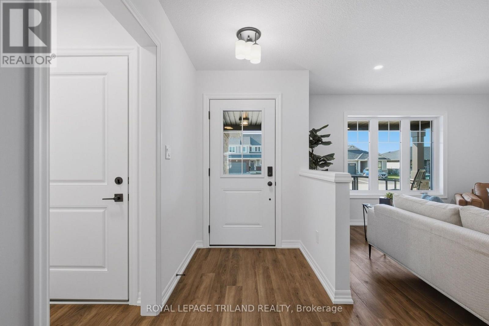 154 Styles Drive, St. Thomas, Ontario  N5R 0R1 - Photo 3 - X13717246