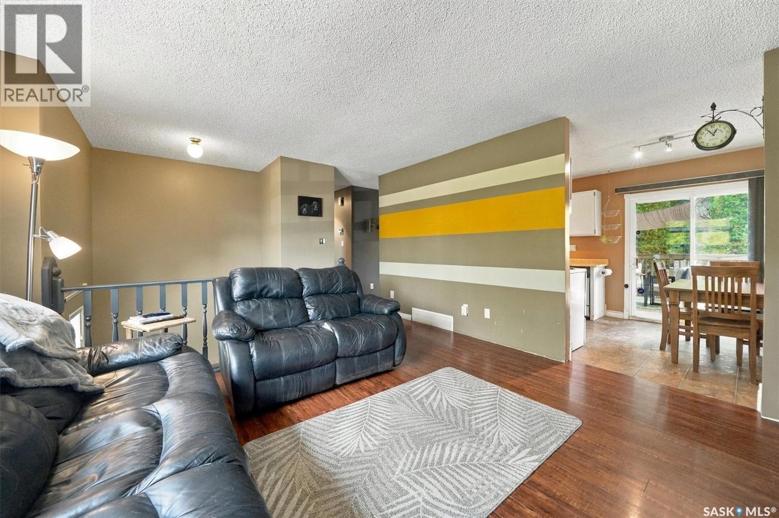 359 Sebestyen Crescent, Saskatoon, Saskatchewan  S7K 6W2 - Photo 6 - SK050647