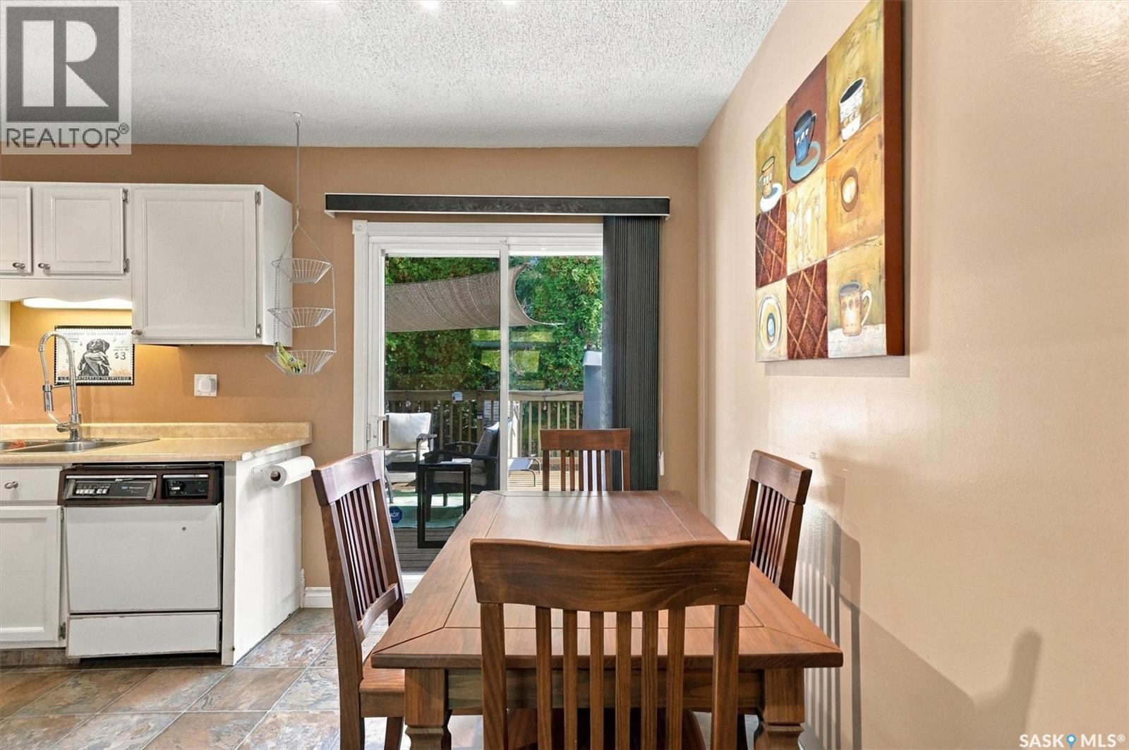 359 Sebestyen Crescent, Saskatoon, Saskatchewan  S7K 6W2 - Photo 8 - SK050647