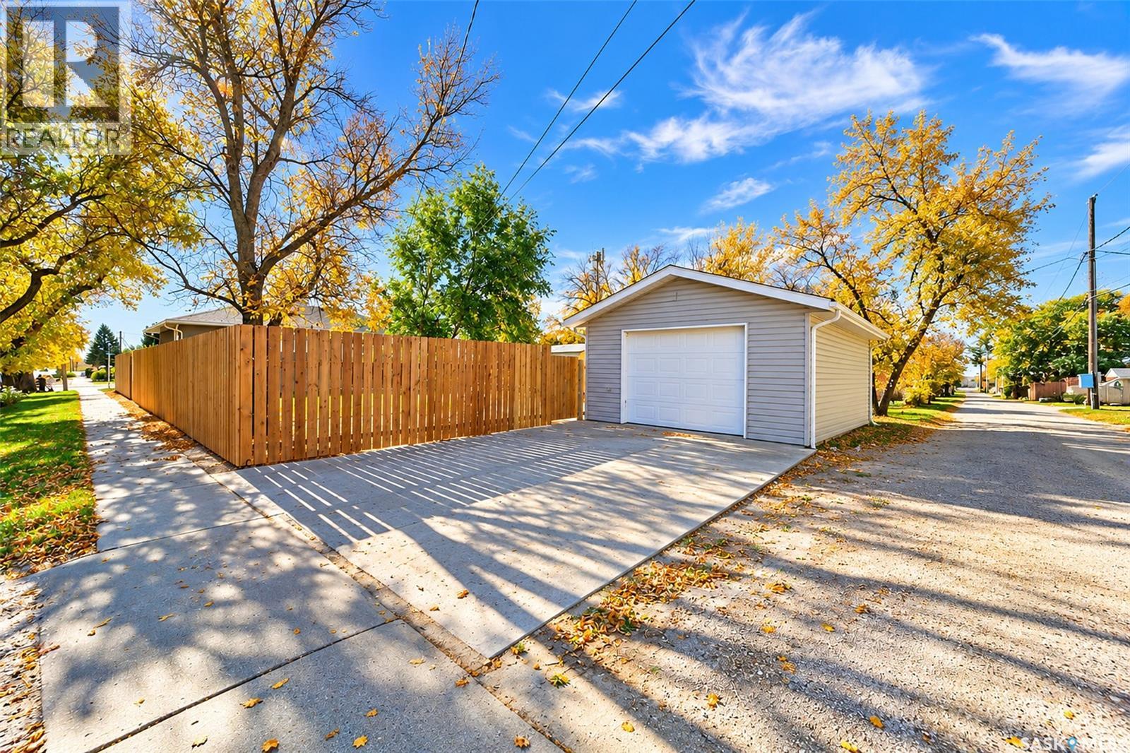 123 2nd Avenue E, Rosetown, Saskatchewan  S0L 2V0 - Photo 57 - SK050548