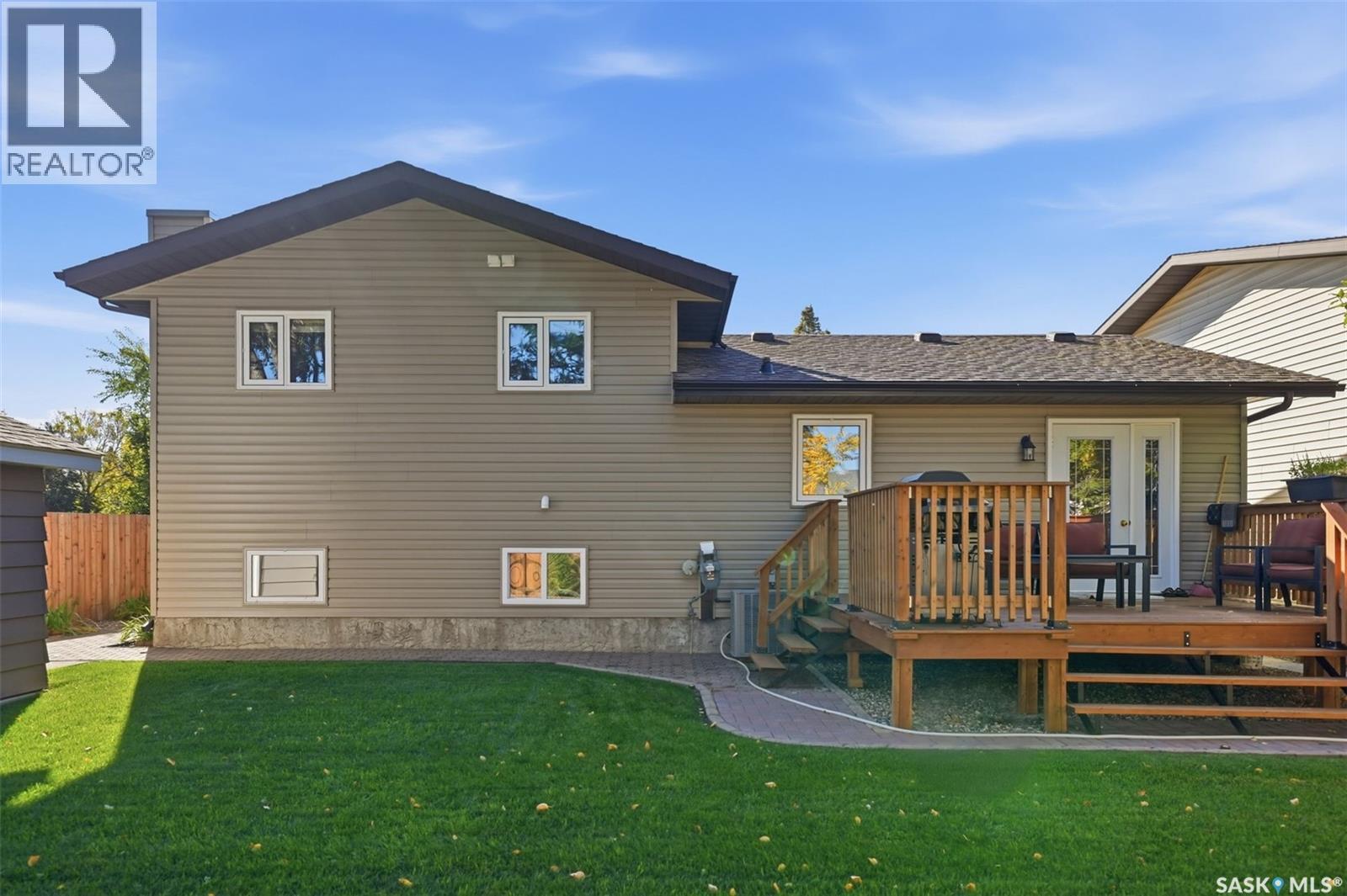 62 Chomyn Crescent, Saskatoon, Saskatchewan  S7K 7R5 - Photo 11 - SK050445