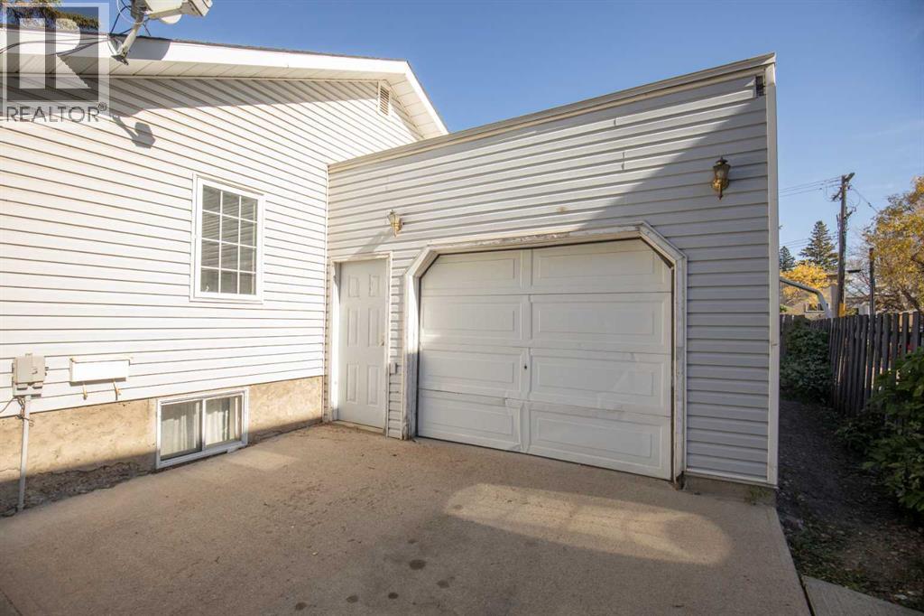 5515 45 Avenue Red Deer Alberta Canada T4N3L7 3