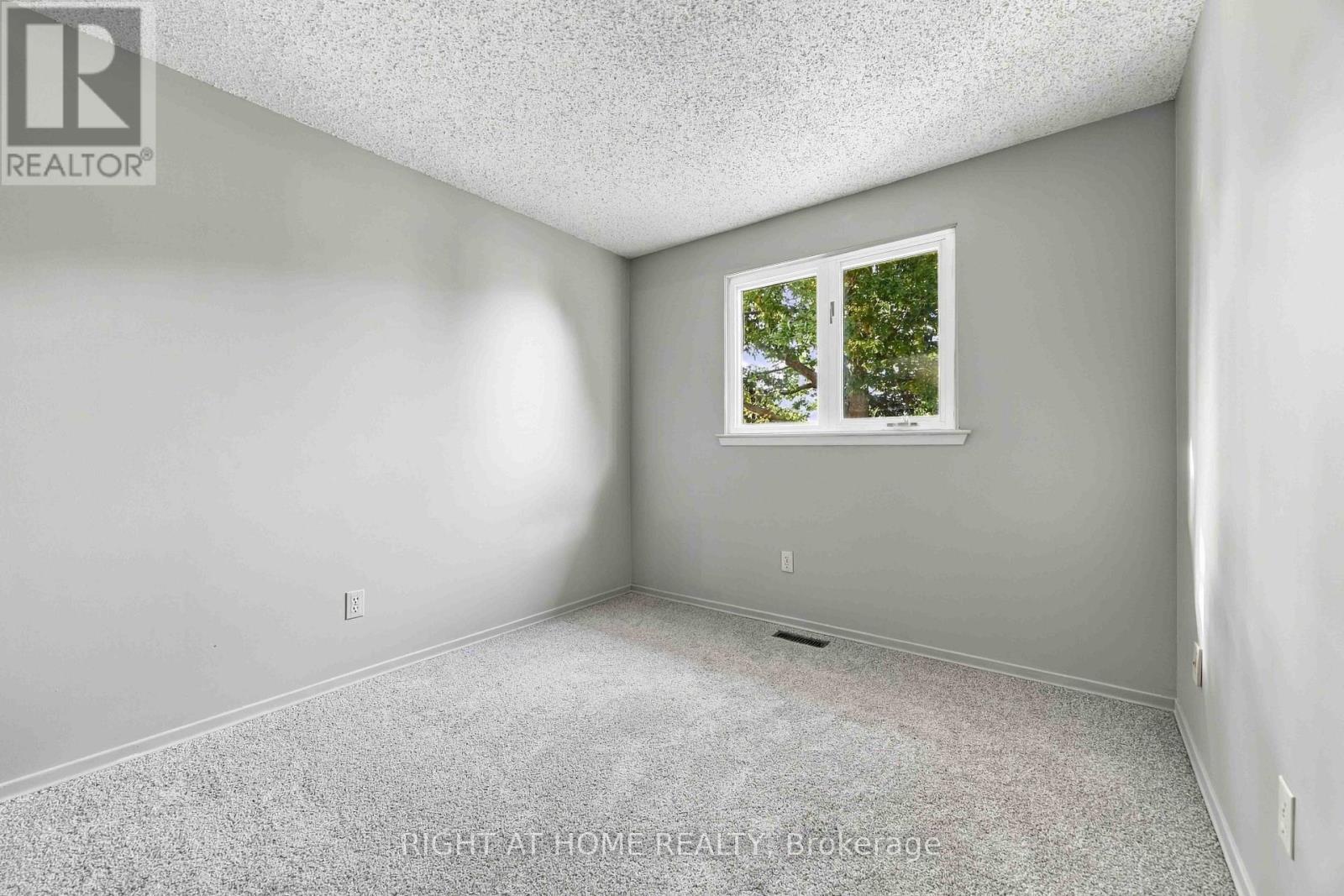 51 Maplestone Avenue, Sarnia, Ontario  N7S 4X1 - Photo 13 - X13876222