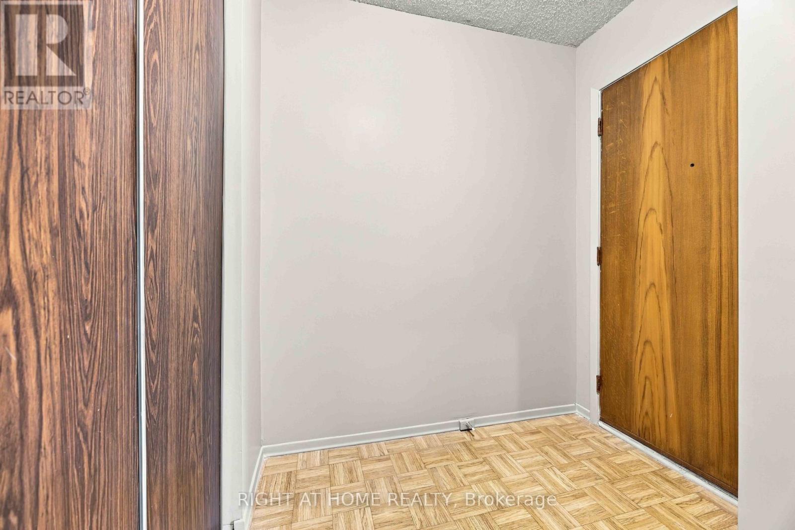 51 Maplestone Avenue, Sarnia, Ontario  N7S 4X1 - Photo 4 - X13876222