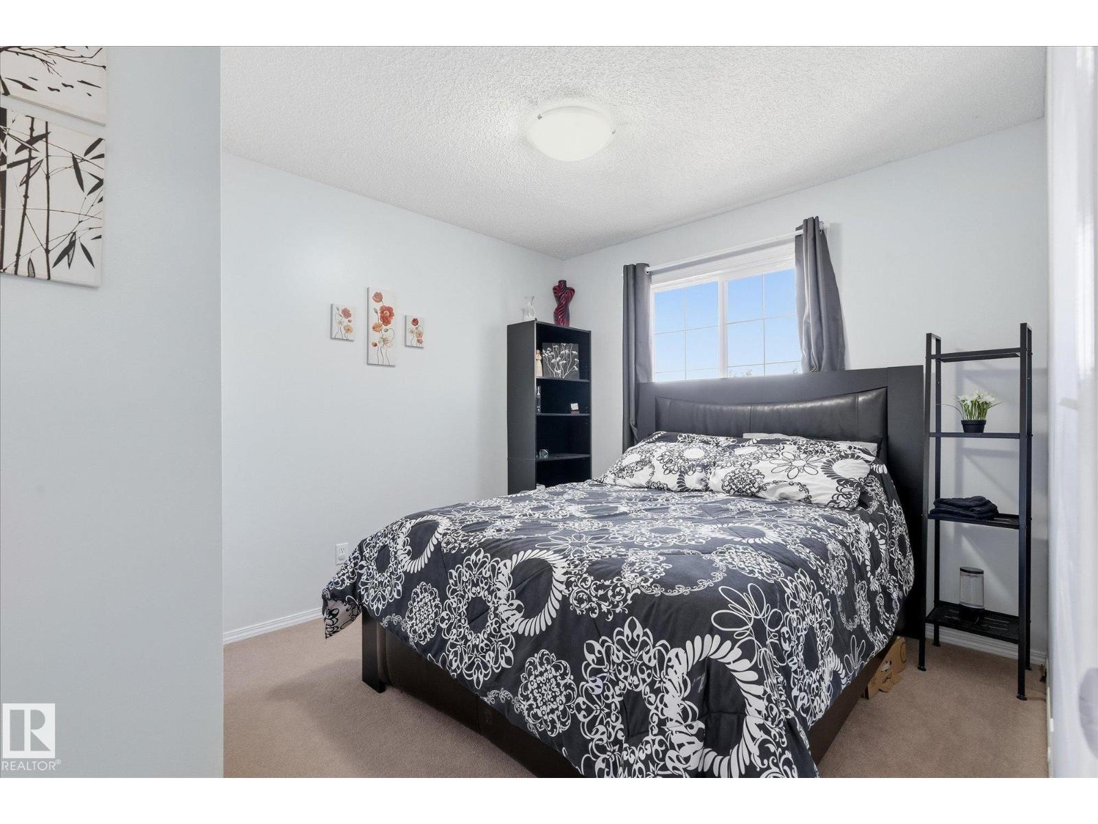 70 GREENFIELD WY