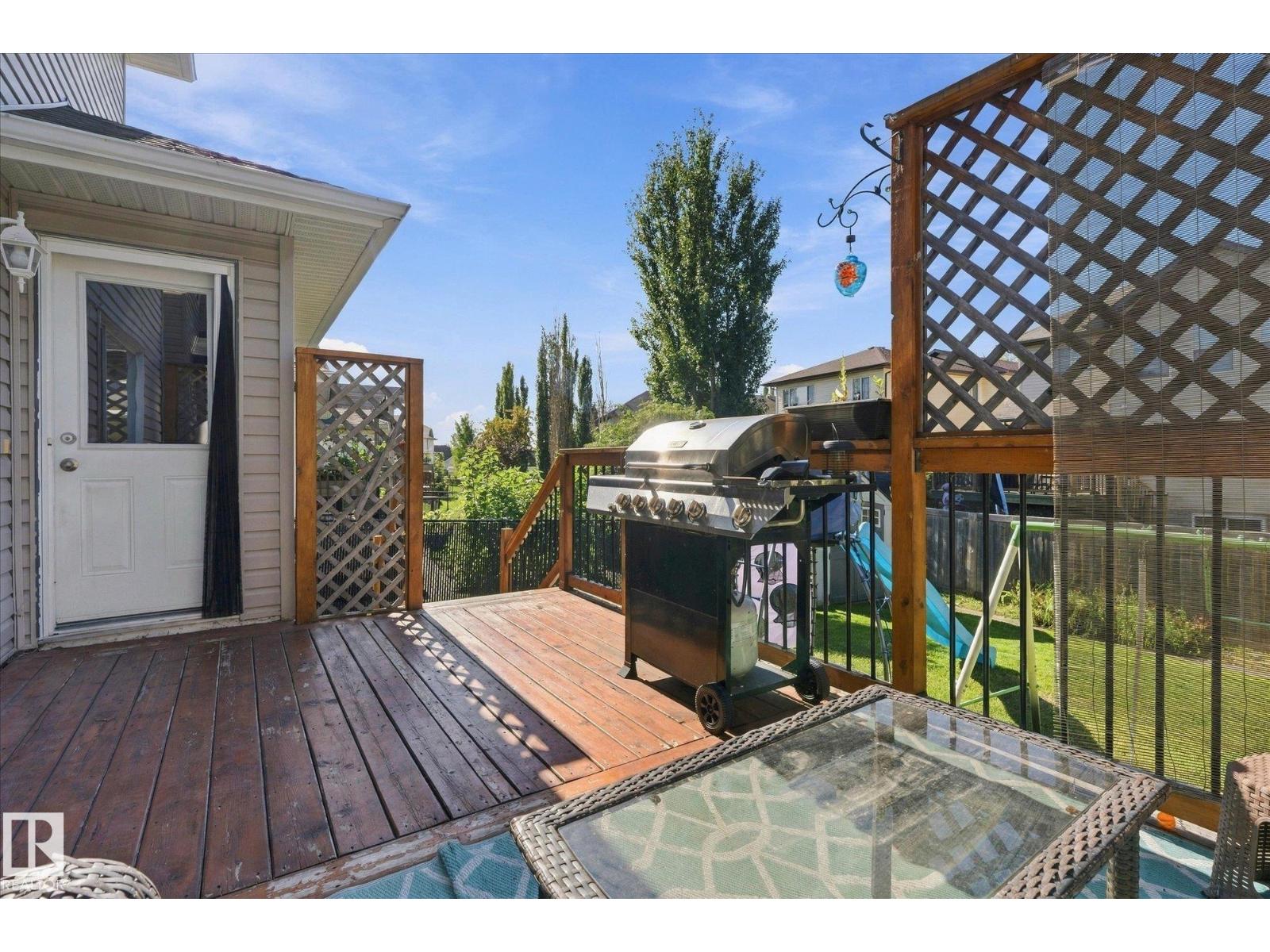 70 GREENFIELD WY